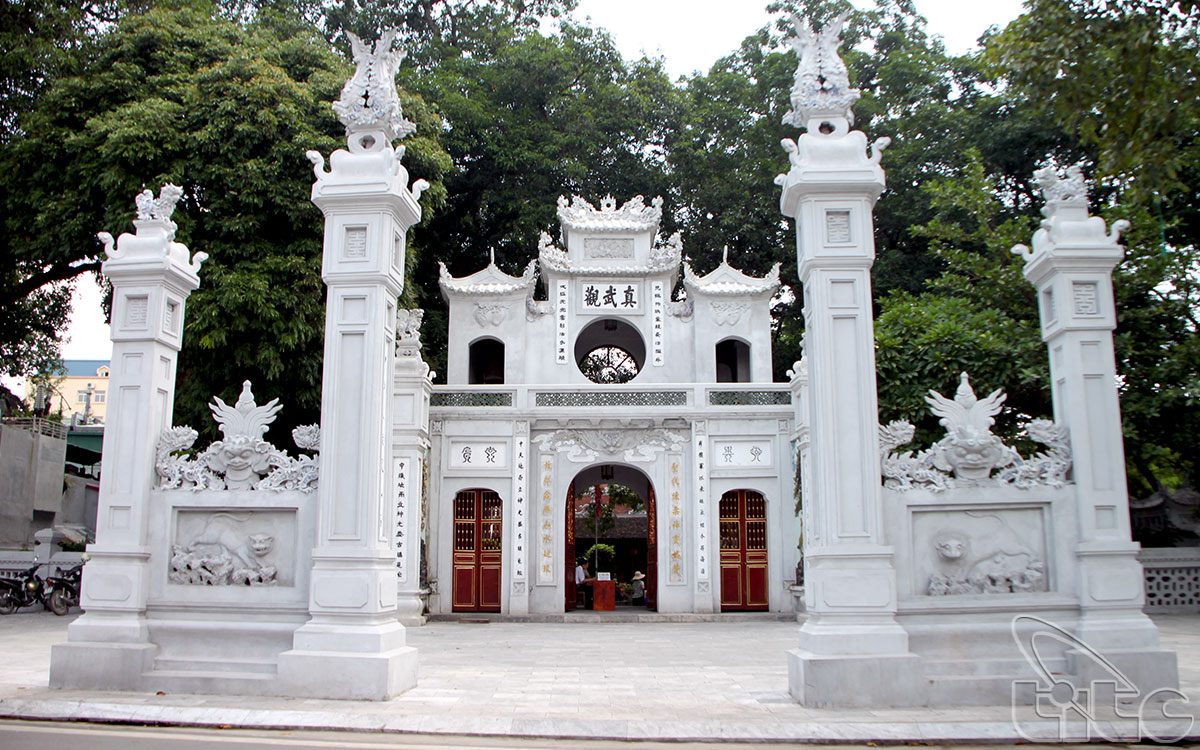 Quan Thanh Temple in Hanoi city, Vietnam