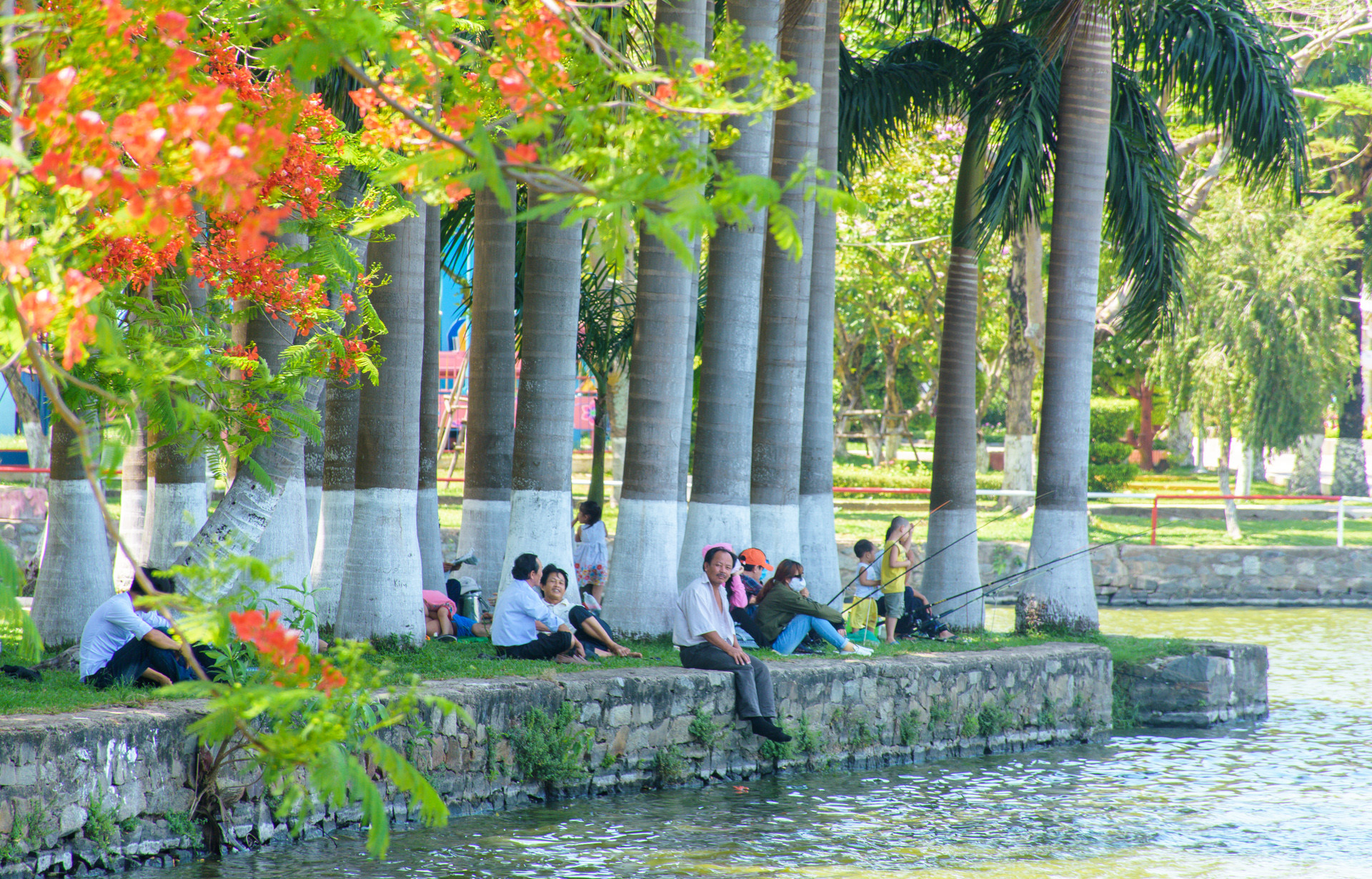29 March  Park in Danang city, Vietnam