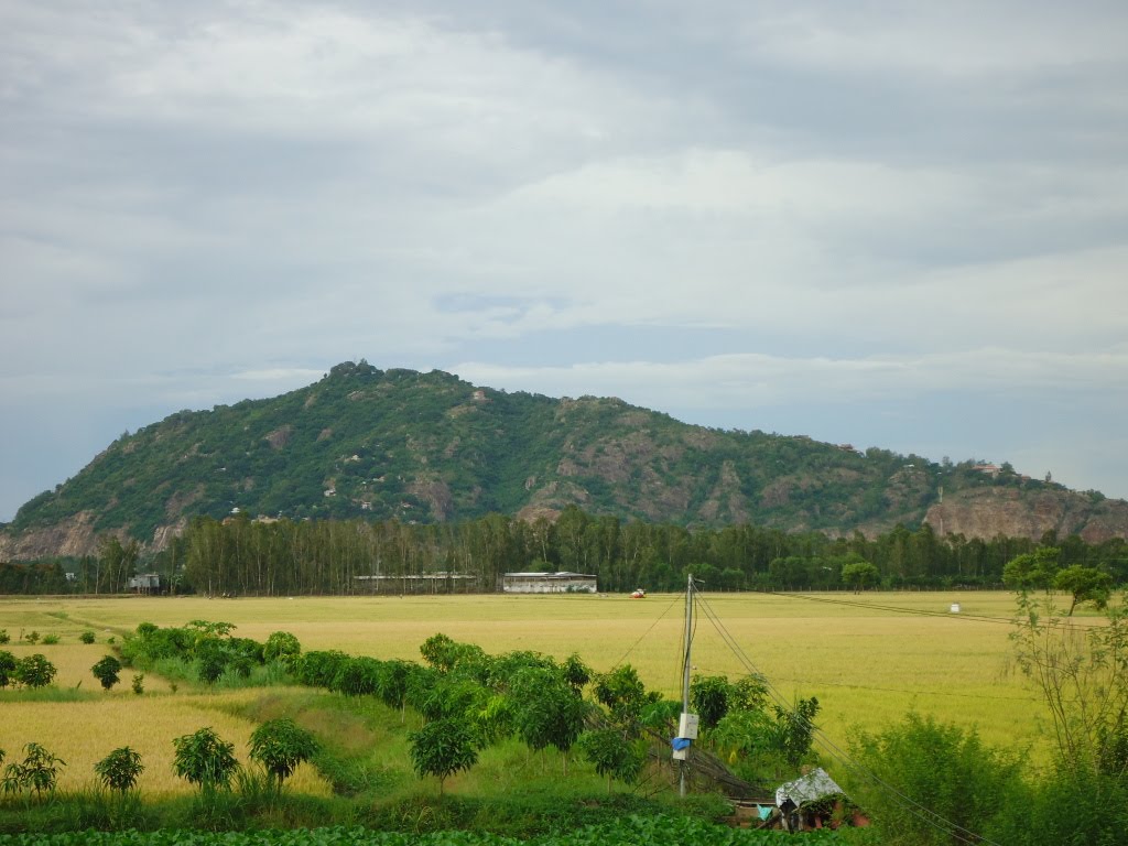 Sam Mountain in Chau Doc Town, An Giang province