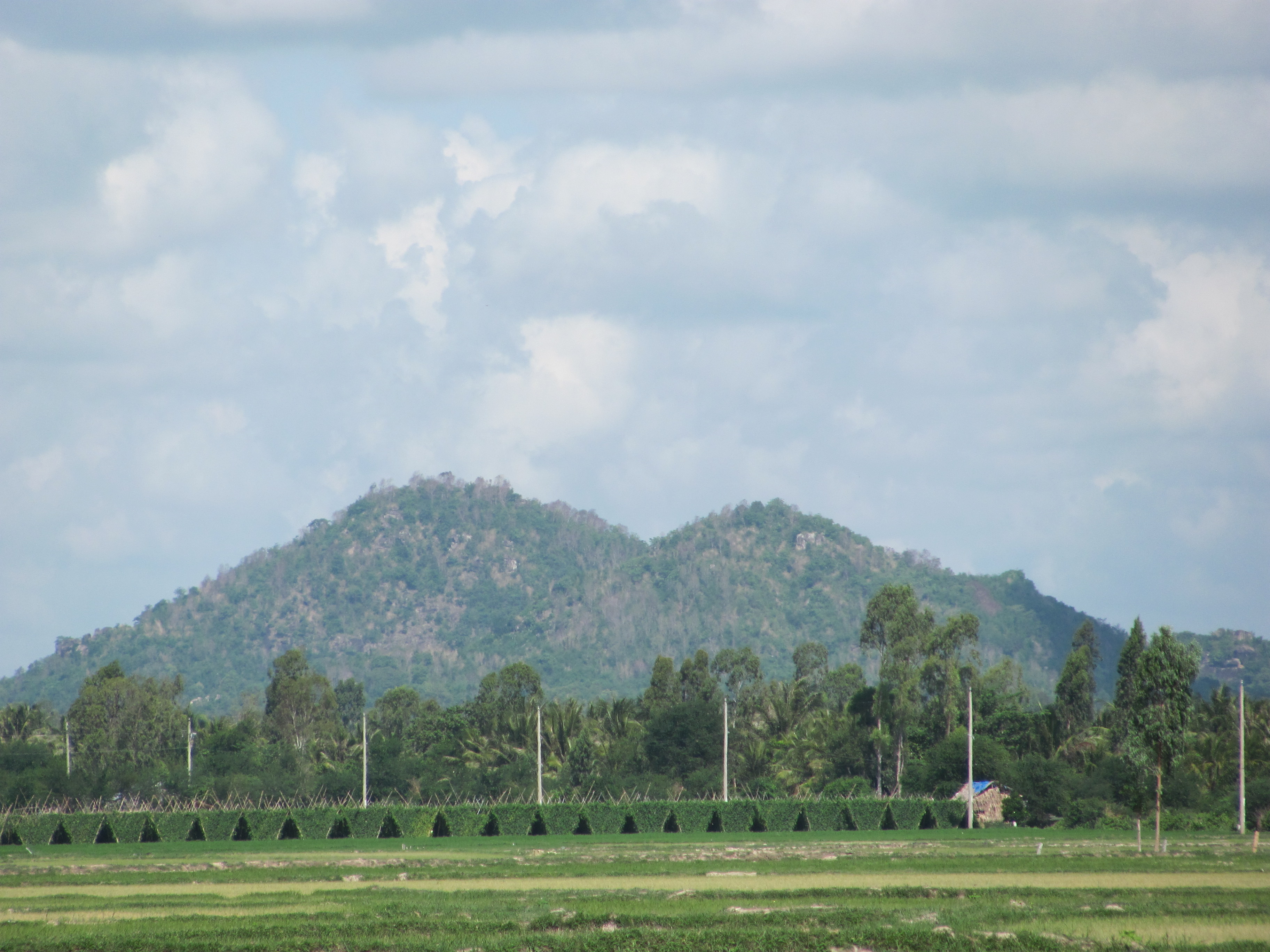 Exploring  Anh Vu Mountain in That Son Range in An Giang province