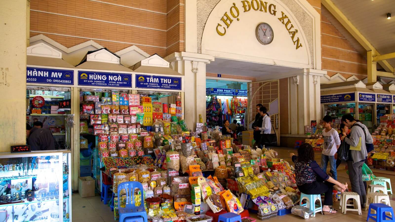 Dong Xuan Market in Hanoi city, Vietnam