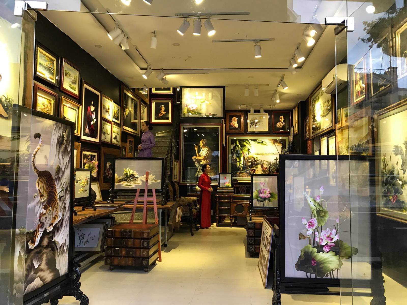 Galleries in Danang city