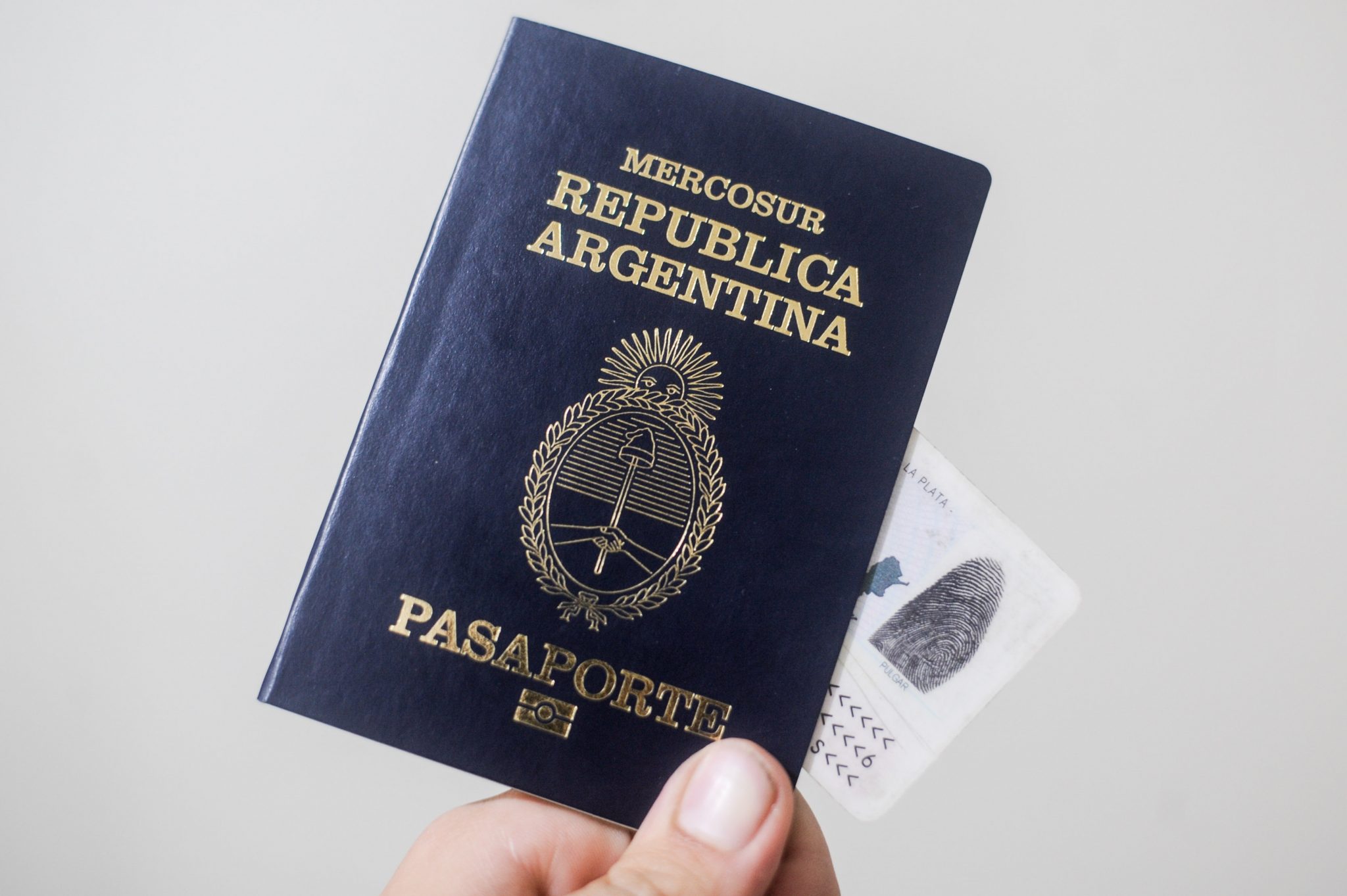 Vietnam Temporary Resident Card For Argentine 2023 – Procedures To Apply Vietnam TRC For Argentine Experts, Investors, Workers, Managers, and Businessmen