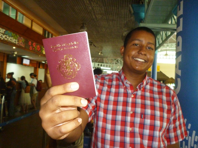 Can Seychelles Citizens Apply Online E-visa (Electronic Visa) To Vietnam?