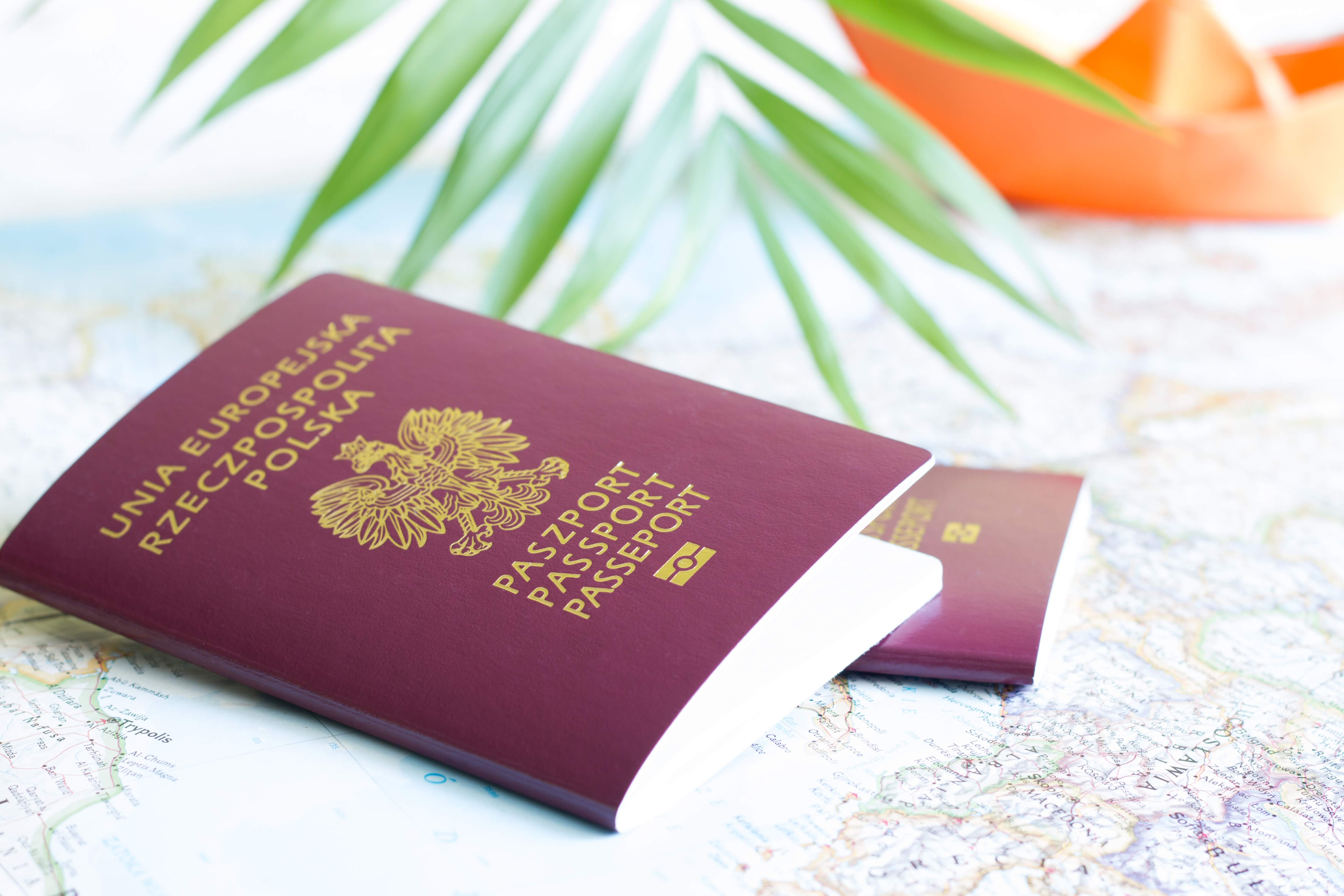 E-Visa for Poland Passport Holders to Enter Vietnam When Flying to Noi Bai Airport 2024