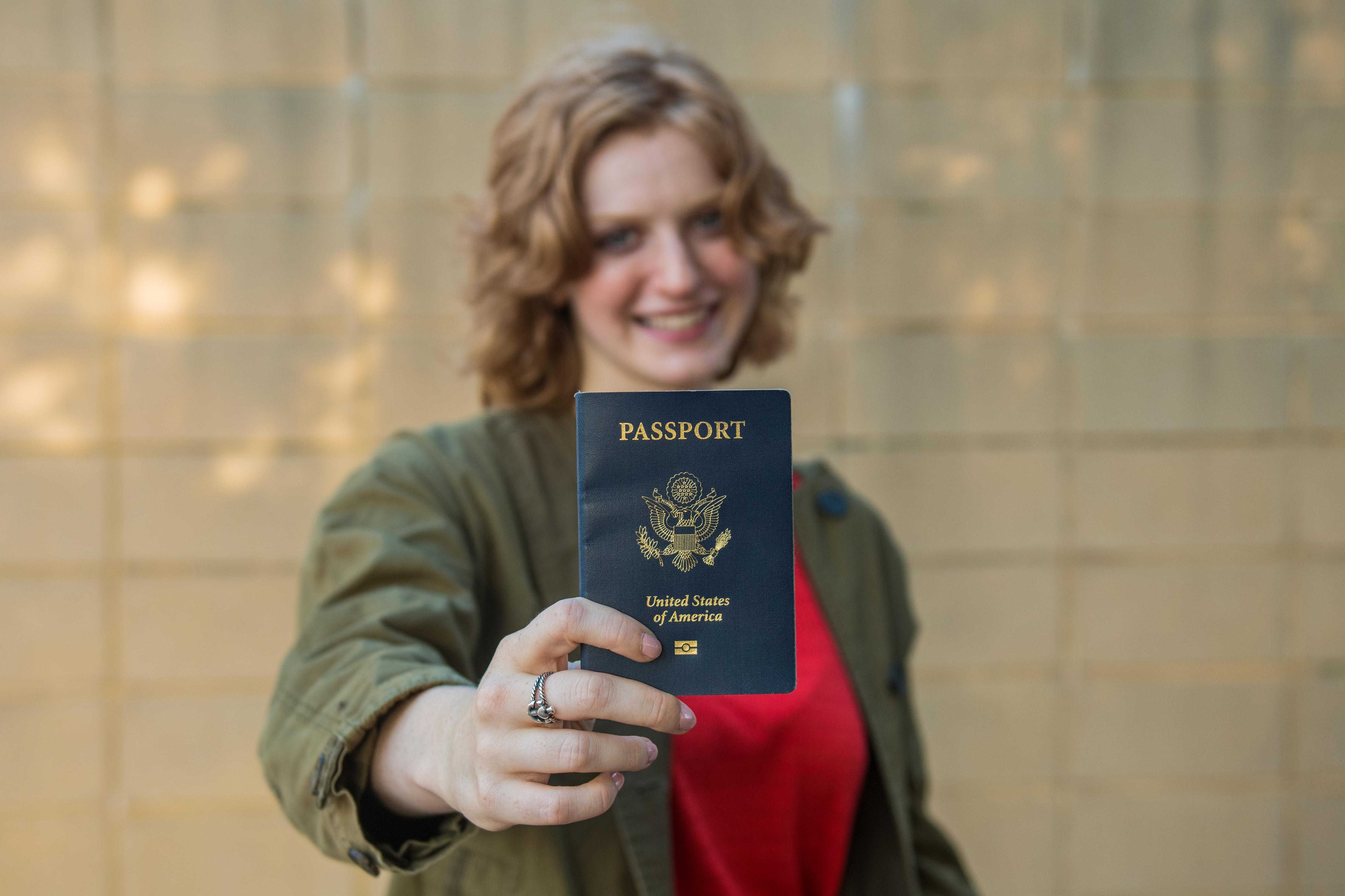 [Vietnam Tourist E-visa For US Citizens 2024] How to Obtain a Vietnam Tourist E-Visa with American Passport