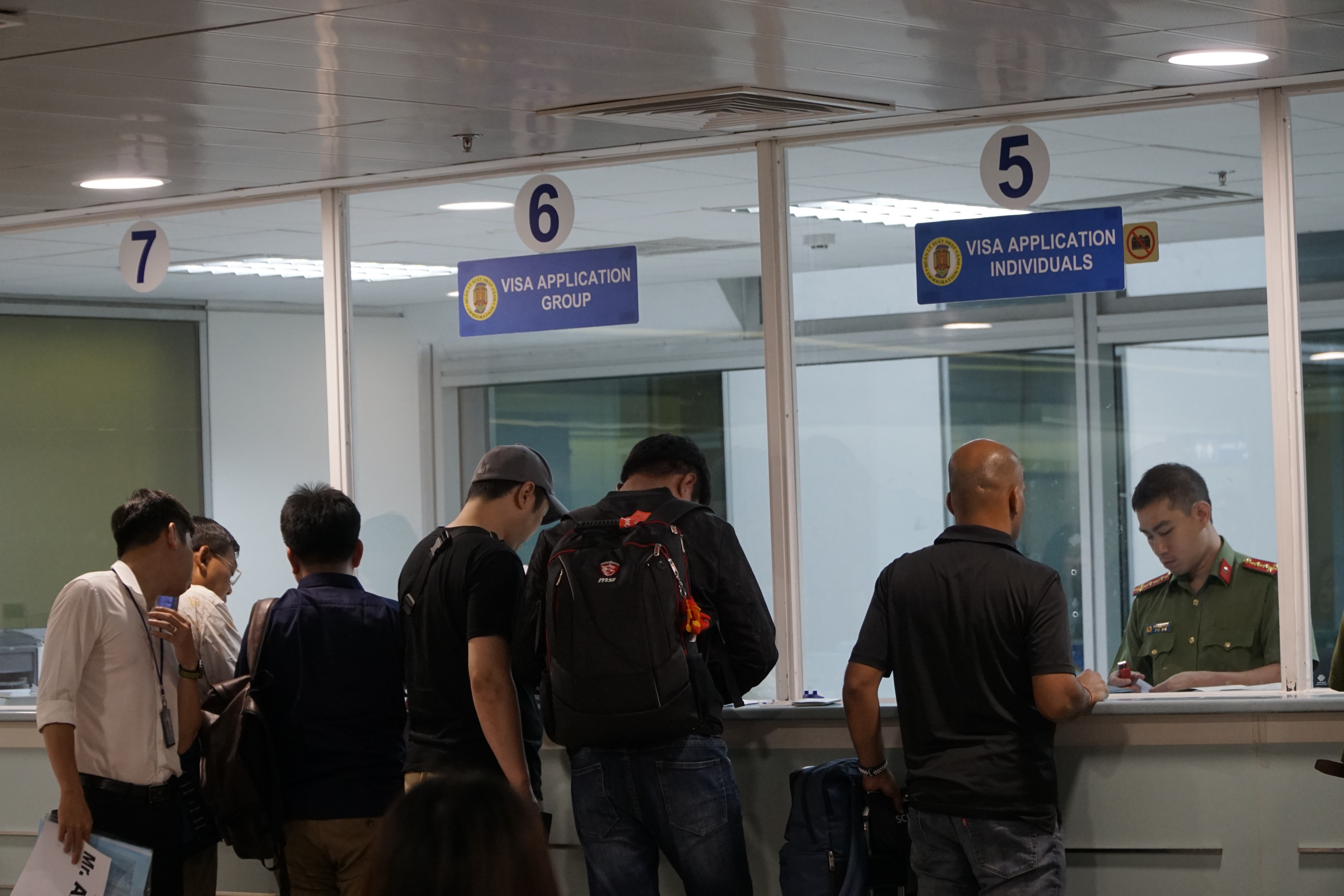 Vietnamská víza převzaty na letišti