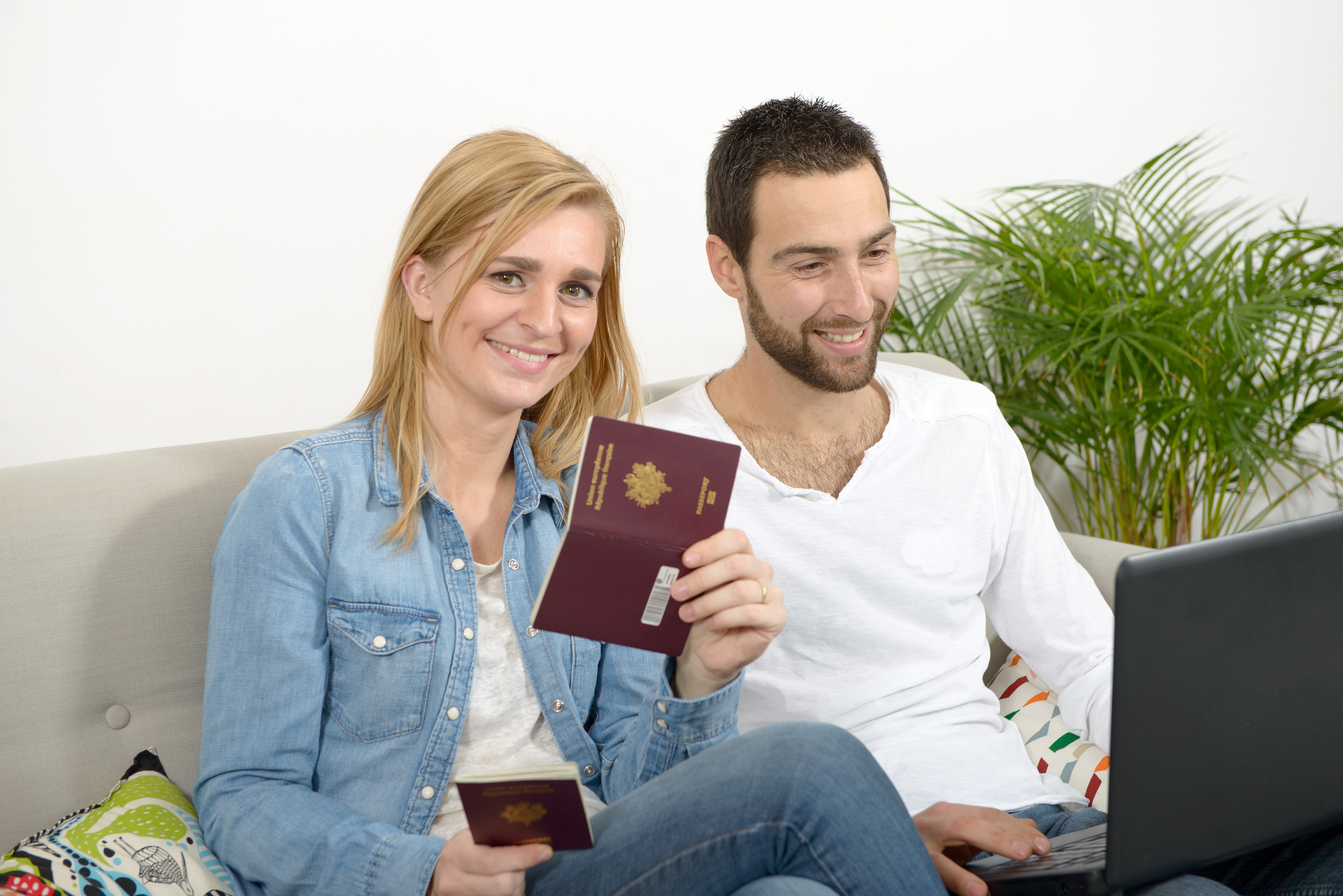 How To Get Vietnam Visa For French 2024 – Vietnam Tourist Visa & Business Visa For French