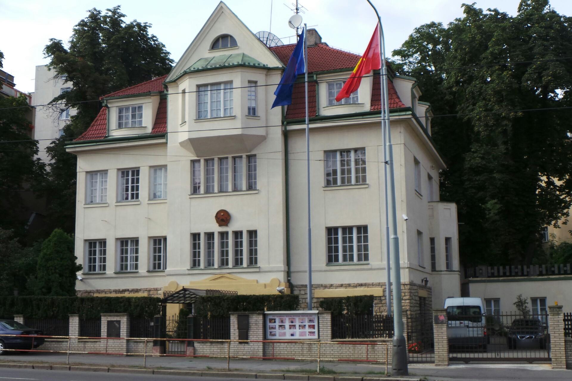 Vietnamská ambasáda v České republice v Praze [Prague]